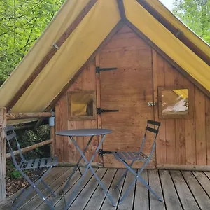 Camping Les Lodges Du Tarn Tente de luxe Mostuéjouls